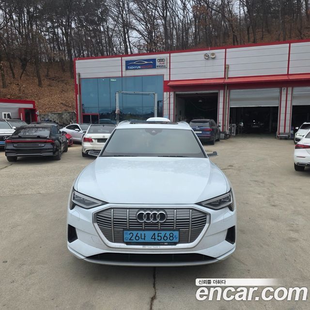Audi e-tron из Кореи Encar