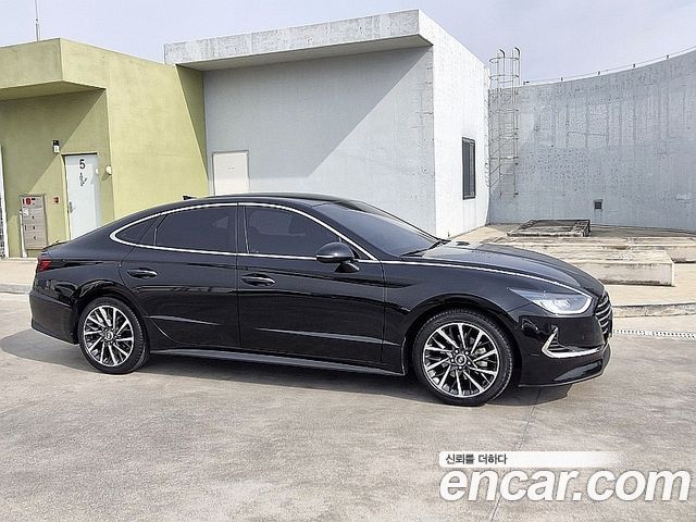 Hyundai Sonata Premium Plus — пробег 66 360 км — фото 3 из 5