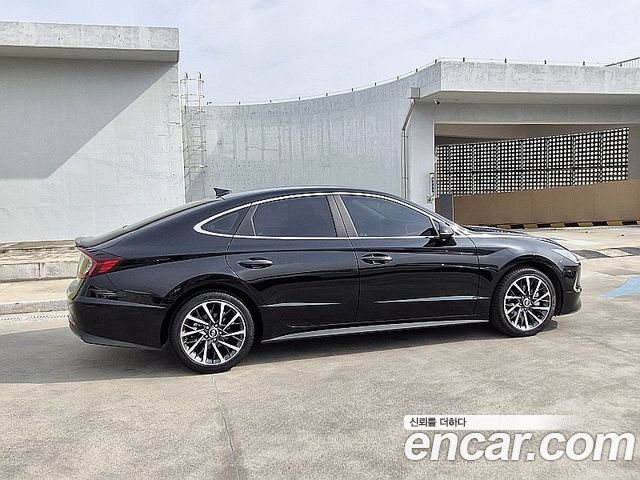 Hyundai Sonata Premium Plus — пробег 66 360 км — фото 4 из 5