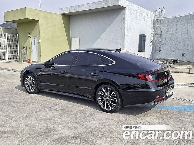 Hyundai Sonata Premium Plus — пробег 66 360 км — фото 5 из 5