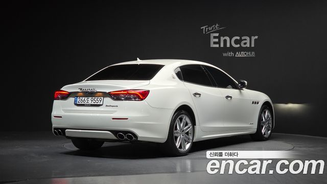 Maserati Quattroporte из Кореи Encar