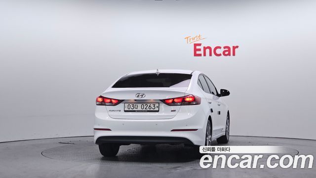 Hyundai AVANTE из Кореи Encar