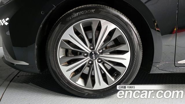 Kia K8 из Кореи Encar