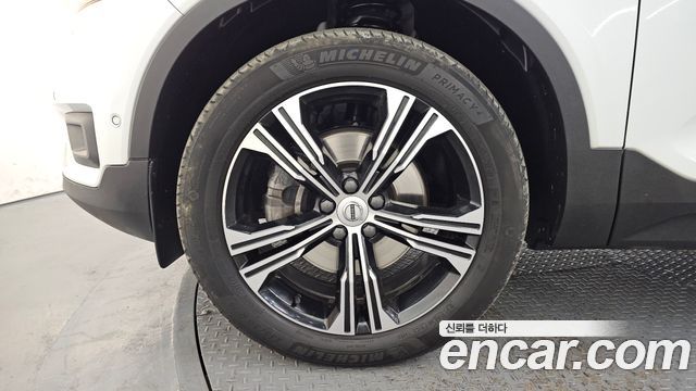 Volvo XC40 из Кореи Encar