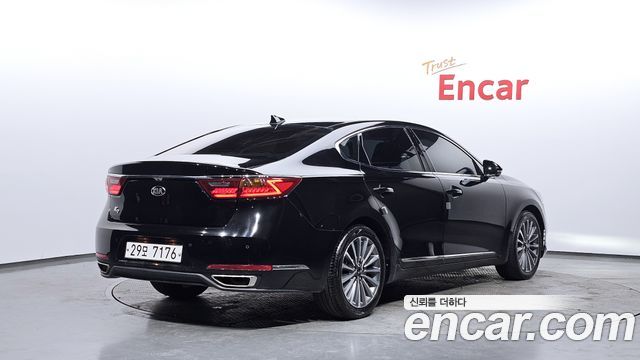 Kia K7 из Кореи Encar