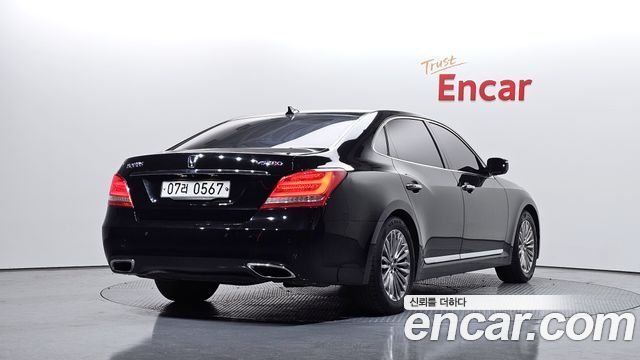 Hyundai Equus из Кореи Encar