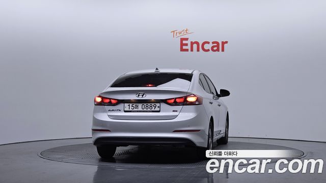 Hyundai AVANTE из Кореи Encar