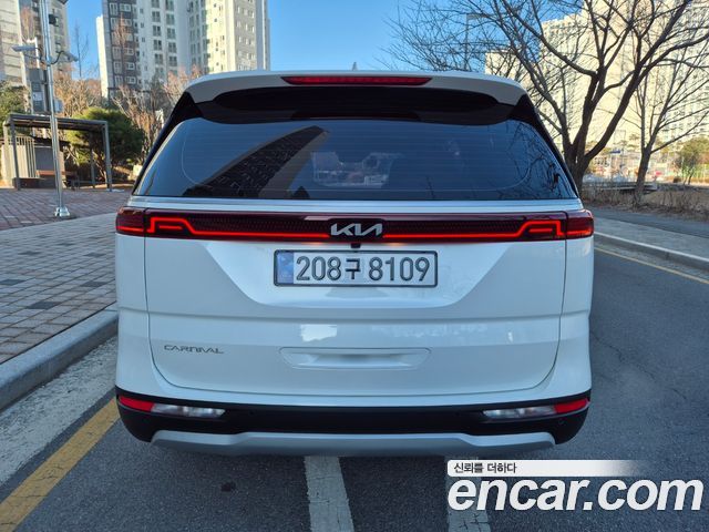 Kia Carnival 9-Seater Prestige — пробег 58 073 км — фото 4 из 5