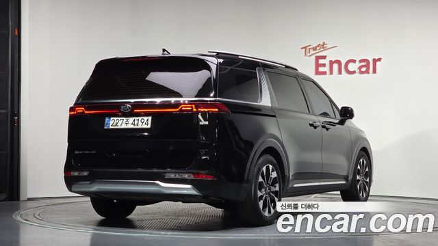 Kia Carnival из Кореи Encar
