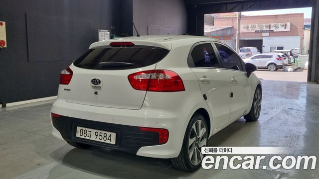 Kia pride из Кореи Encar