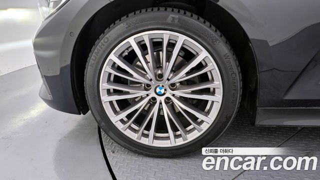 BMW 3-Series из Кореи Encar