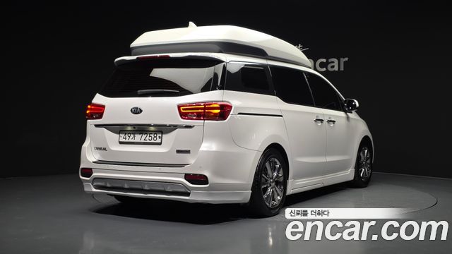Kia Carnival из Кореи Encar
