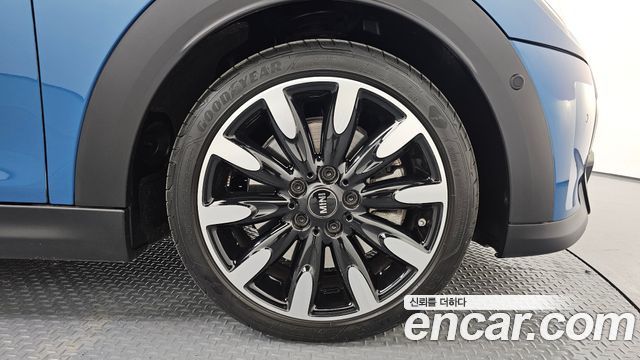 Mini Cooper из Кореи Encar
