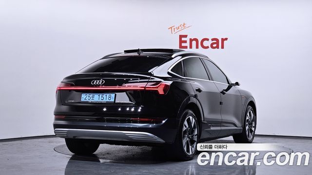 Audi e-tron из Кореи Encar