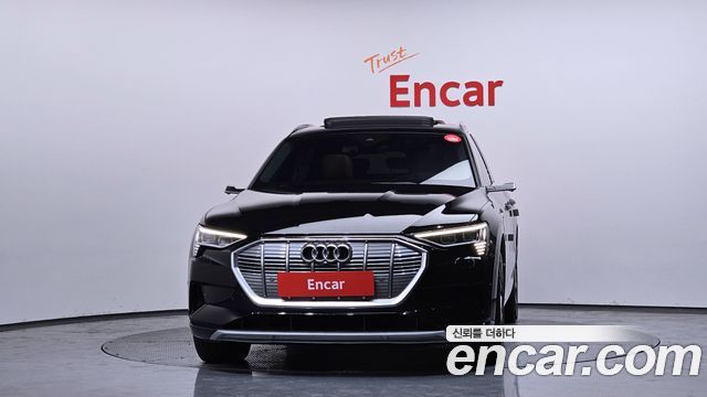 Audi e-tron из Кореи Encar
