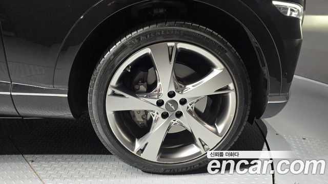 Genesis GV80 из Кореи Encar