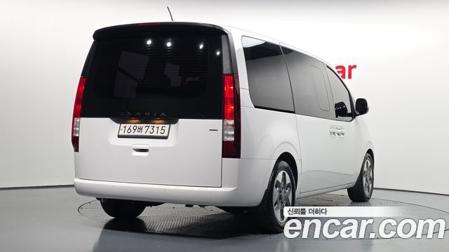 Hyundai Staria из Кореи Encar