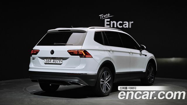 Volkswagen Tiguan 2.0 TDI Prestige — пробег 62 099 км — фото 2 из 5
