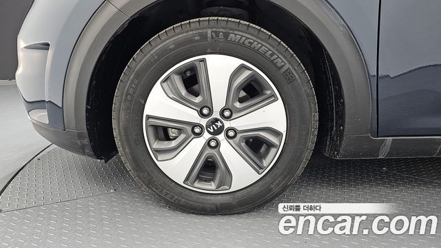 Kia Niro из Кореи Encar