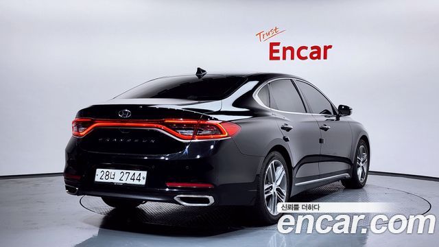 Hyundai Grandeur из Кореи Encar