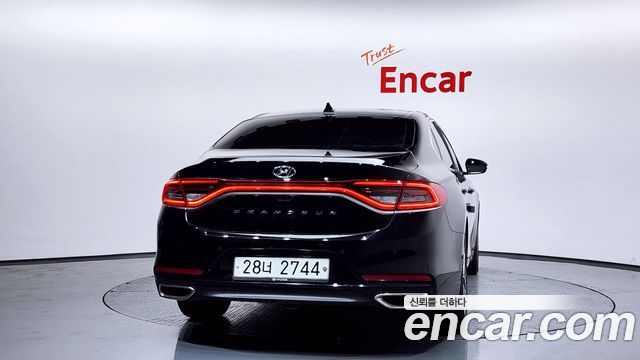 Hyundai Grandeur из Кореи Encar