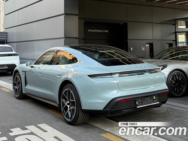Porsche Taycan из Кореи Encar