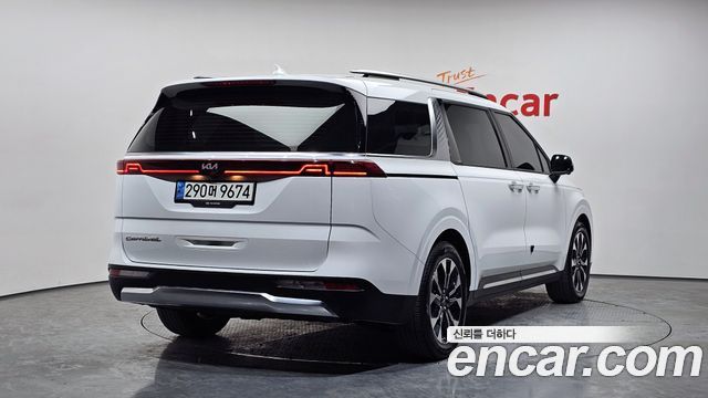 Kia Carnival 9-Seater Signature — пробег 119 800 км — фото 2 из 5