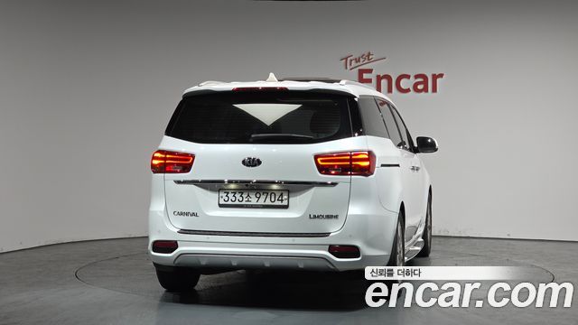 Kia Carnival из Кореи Encar