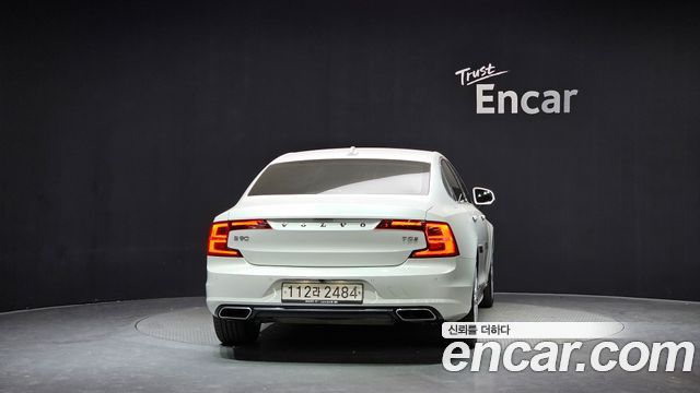 Volvo S90 из Кореи Encar