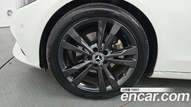 Mercedes-Benz C-Class из Кореи Encar