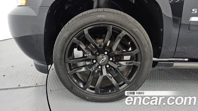 Chevrolet Surburban 5.3 — пробег 130 077 км