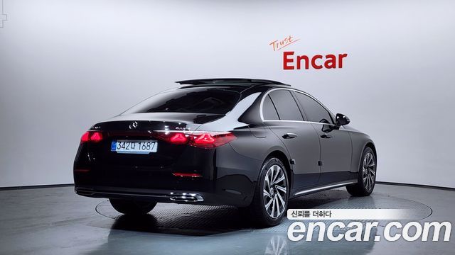 Mercedes-Benz E-Class из Кореи Encar