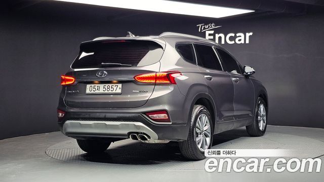 Hyundai Santafe из Кореи Encar