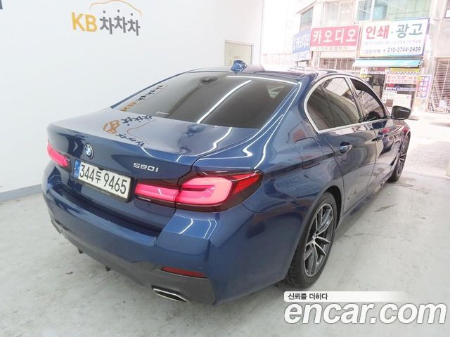 BMW 5-Series 520i M Sport — пробег 170 000 км — фото 3 из 5