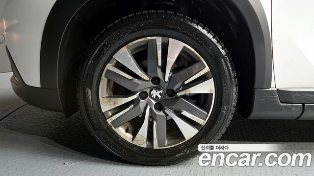 Peugeot 2008 1.5 BlueHDi Allure — пробег 127 914 км