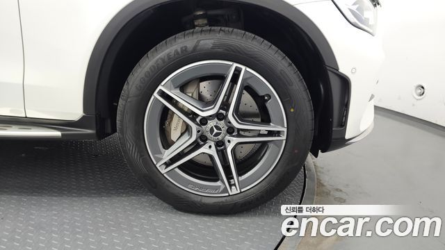 Mercedes-Benz GLC-Class GLC300e 4MATIC Coupe — пробег 54 472 км — фото 5 из 5