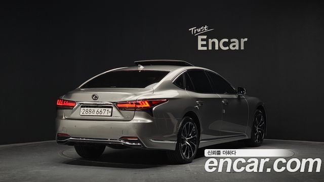Lexus LS из Кореи Encar