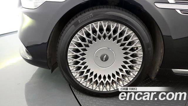 Genesis G90 из Кореи Encar