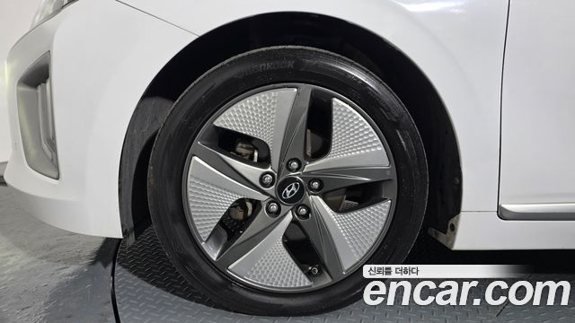 Hyundai Ioniq из Кореи Encar