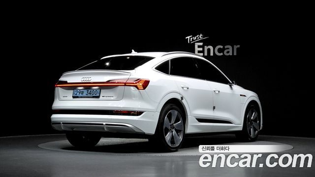 Audi e-tron из Кореи Encar