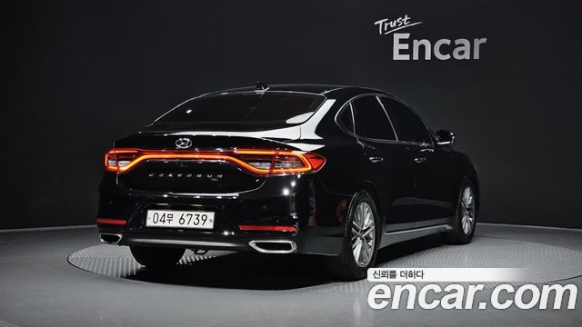 Hyundai Grandeur из Кореи Encar