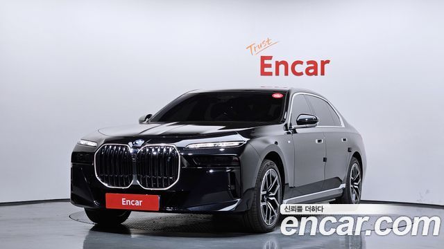 BMW i7 из Кореи Encar