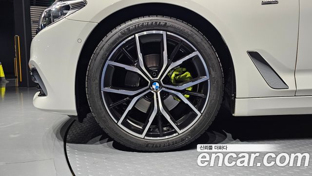 BMW 5-Series из Кореи Encar