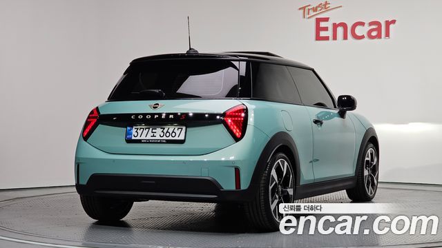 Mini Cooper из Кореи Encar