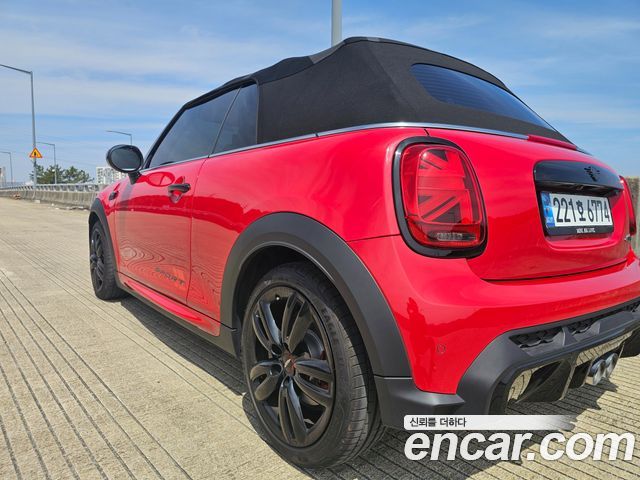 Mini Cooper Convertible JCW 3rd — пробег 8 000 км — фото 5 из 5
