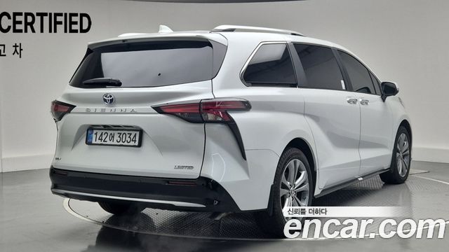 Toyota Sienna из Кореи Encar