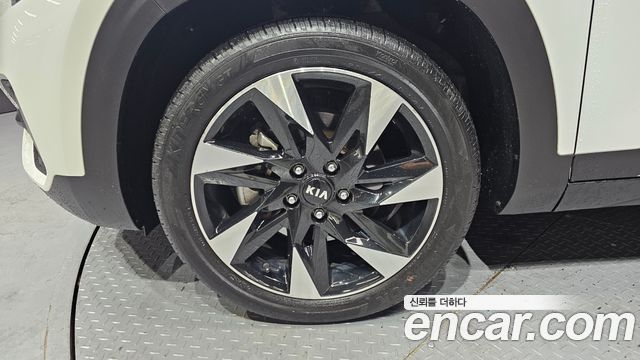 Kia Seltos из Кореи Encar