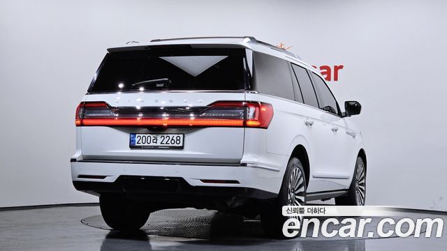 Lincoln Navigator из Кореи Encar