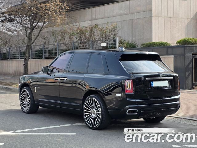 Rolls-Royce Cullinan из Кореи Encar