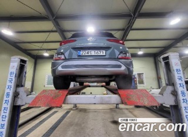 Hyundai Kona из Кореи Encar